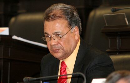 Llama líder del PT a formar un frente nacional contra la represión