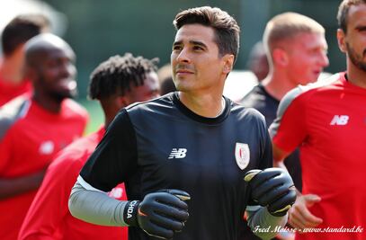 Ochoa pierde el invicto con el Standard de Lieja