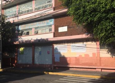 Escuelas en alcaldías de la CDMX amanecen cerradas por megacorte de agua 