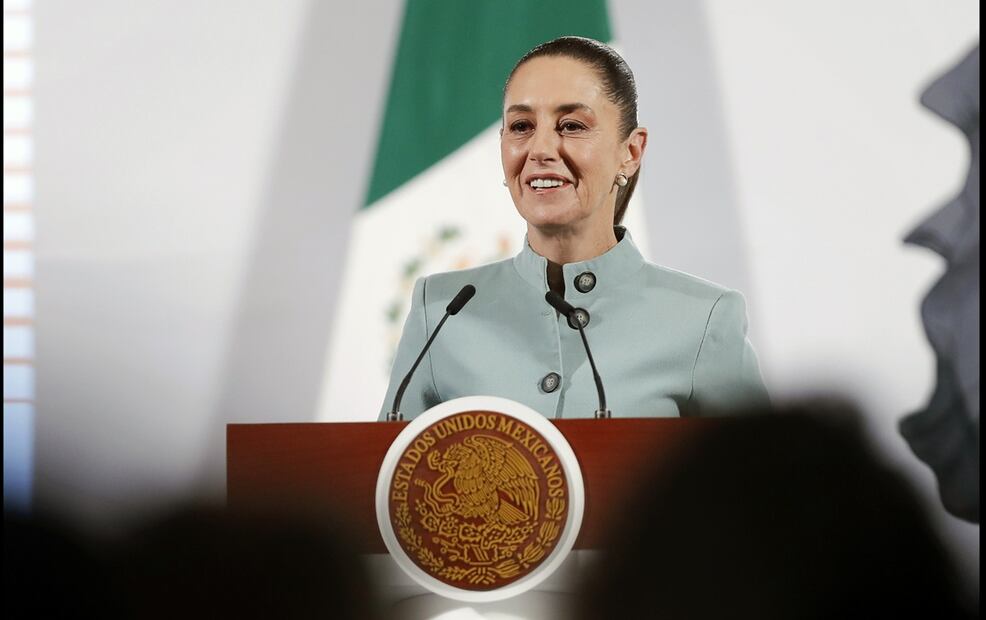 Ante la amenaza de aranceles por parte del gobierno de Estados Unidos, la presidenta Sheinbaum Pardo afirmó que el Gobierno de México está poniendo todo a su disposición para que esta negociación pueda salir bien, pero, aclaró, sin comprometer la soberanía ni permitir la injerencia extranjera. Foto: EFE