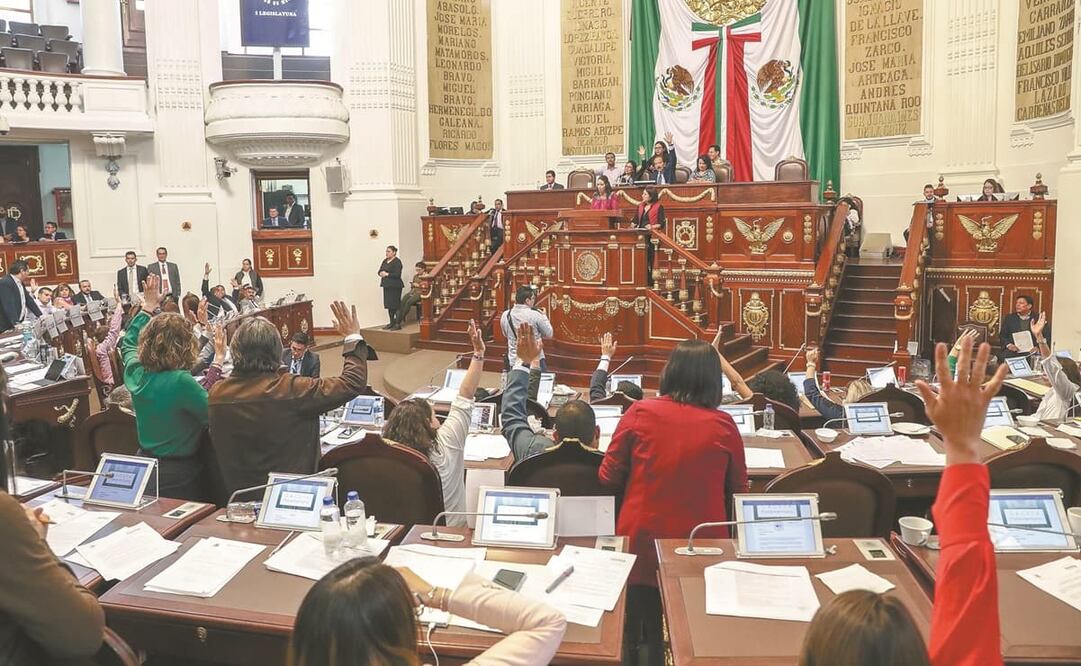 El Comité de Administración del Congreso aprobó gastar 835 mil 911 pesos en la limpieza de tinacos y cisternas. Foto: ARCHIVO EL UNIVERSAL