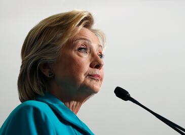 Ordenan publicar en septiembre nuevos correos de Hillary Clinton