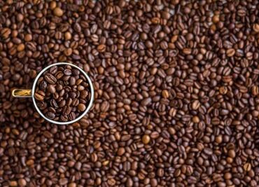 Los efectos secundarios de tomar café descafeinado