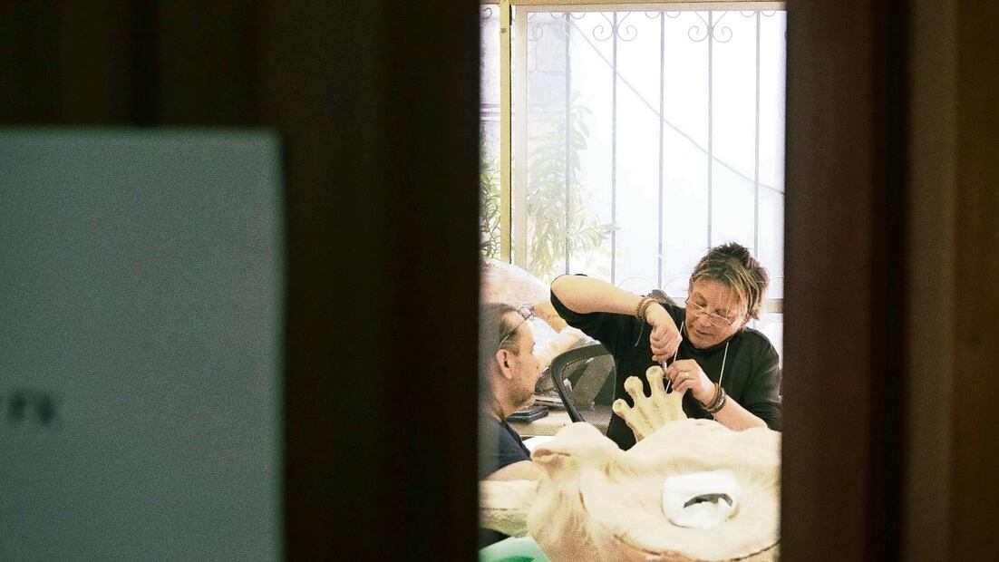 Creó una criatura y los cuerpos de las víctimas. FOTOS: Pulsar Films