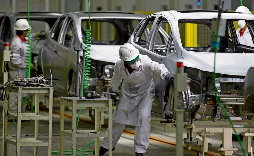 La implementación de aranceles afectará la competitividad de la industria armadora de vehículos. Foto: Archivo EL UNIVERSAL