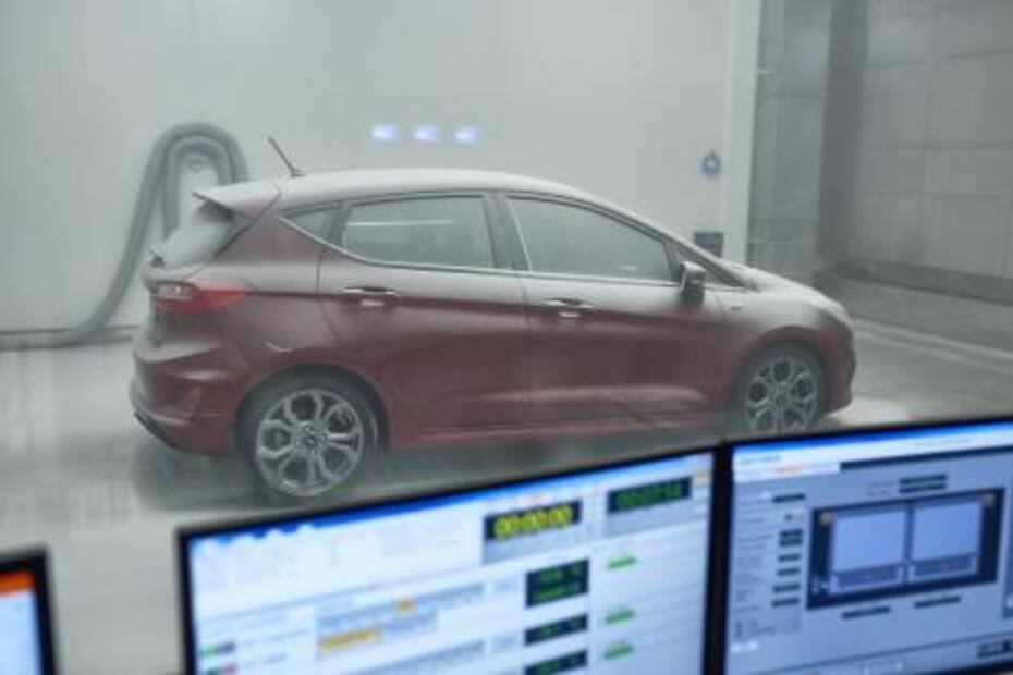 Ford construye centro de pruebas meteorológico 