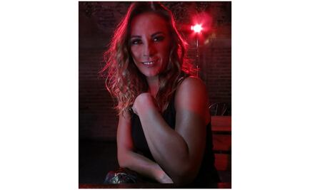 Consuelo Duval invita al "Bar Central" donde hará reír