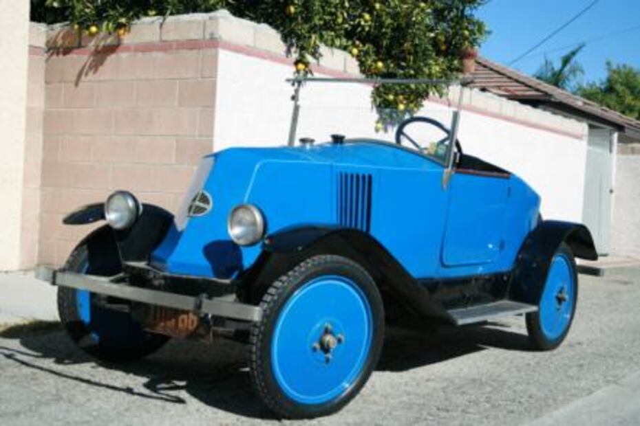 Renault celebra 120 años con exposición en el Salón Rétromobile 2018