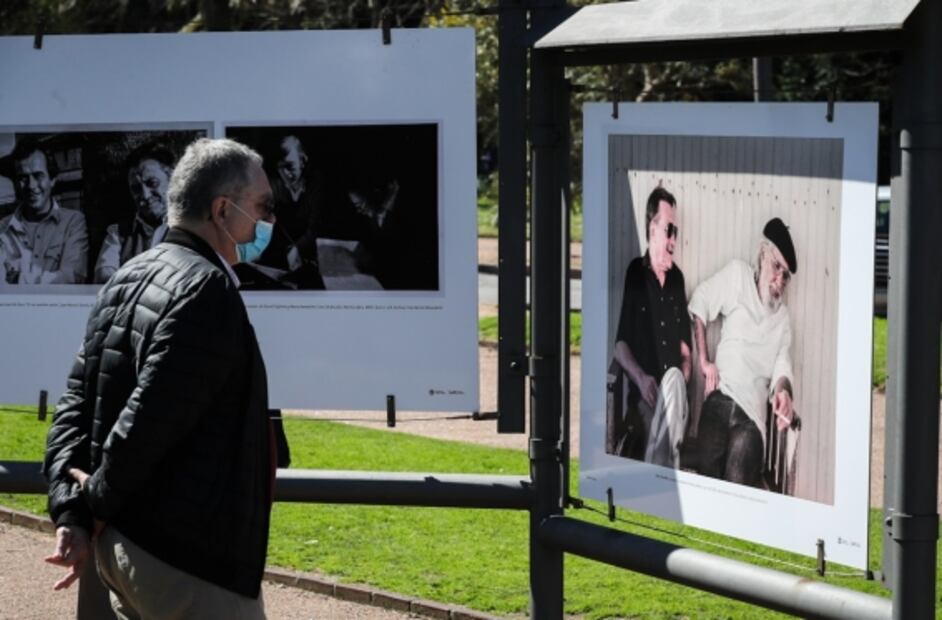 Fotografías inéditas reflejan a un Mario Benedetti "íntimo y humano"