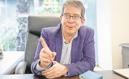 No es lo mismo comunidad científica que un grupo que usurpa para hacer negocios: Villamil