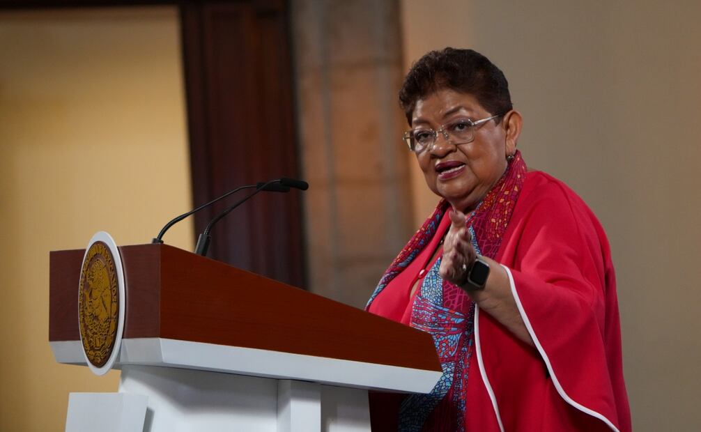 Ernestina Godoy en conferencia matutina de la presidenta Claudia Sheinbaum el 19 de septiembre de 2025. Foto: Presidencia