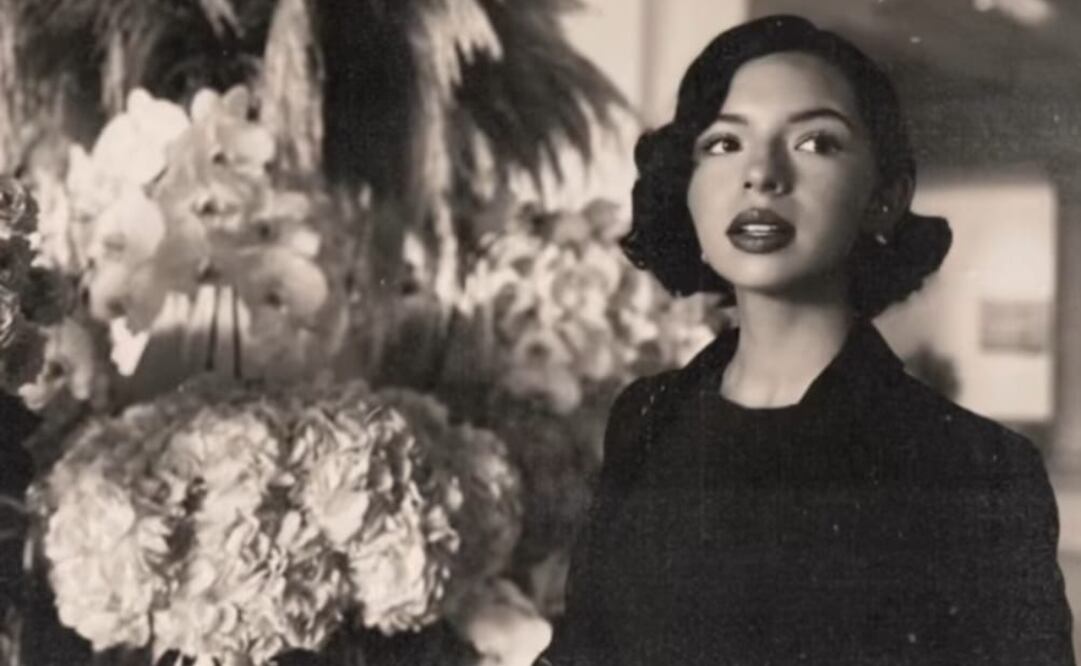 Muy al estilo de los años 30, Ángela Aguilar compartió con sus seguidores fotografías con un look basado en el Hollywood del pasado. Foto: Instagram @angela_aguilar_