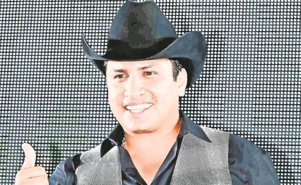 La batalla de Julión Álvarez por limpiar su imagen