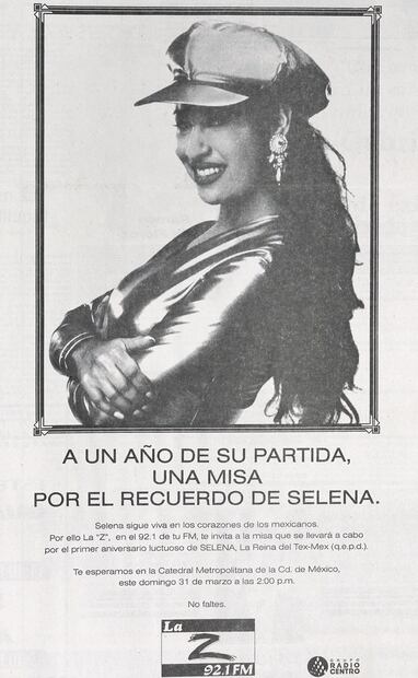 Con el fin de recordar a Selena en su primer aniversario luctuoso, la estación radiofónica La Z convocó a una misa en la Catedral Metropolitana para el 31 de marzo de 1996 y la delegación Cuauhtémoc le realizó un homenaje en sus Domingos Familiares de Sociocultura en la Alameda Central. Foto: Hemeroteca EL UNIVERSAL.