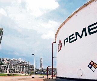 Recompra Pemex dos plantas de hidrógeno