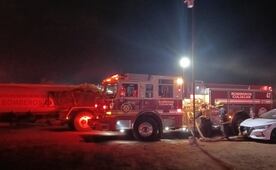 Se registra incendio en pensión de vehículos de la Fiscalía de Sinaloa; 42 unidades fueron consumidas por el fuego
