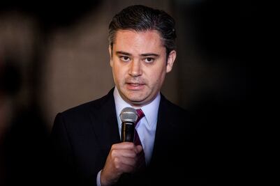 Llama Nuño a evitar ausentismo en escuelas por contingencia ambiental