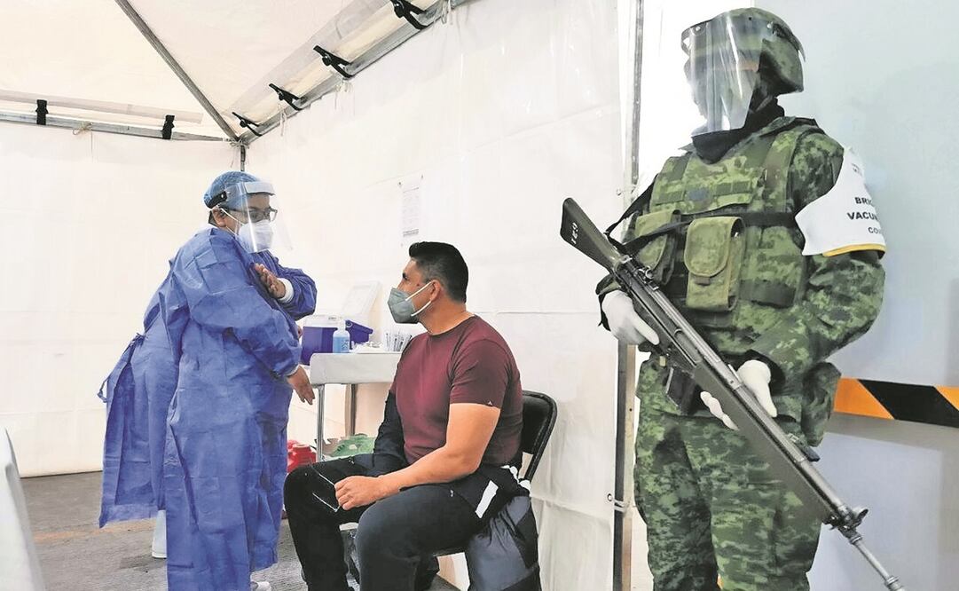 Ayer inició la vacunación a personal de Salud que atiende a pacientes con Covid en Zacatecas. Foto: CORTESÍA