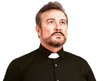 Trato de no escuchar tantas noticias: Arturo Peniche