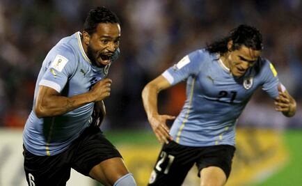 Uruguay golea a Chile en Montevideo