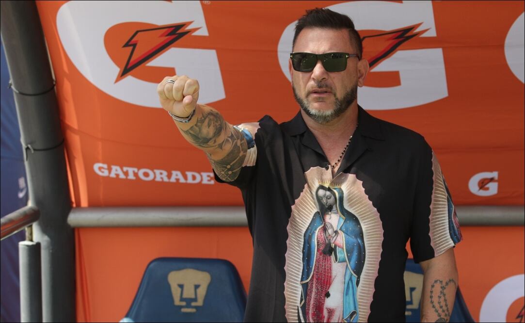Antonio Mohamed puede ser sancionado por su camisa de la Virgen de Guadalupe - Foto: Carlos Mejía / EL UNIVERSAL