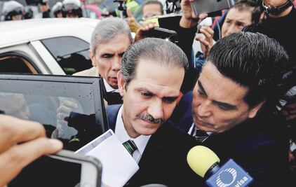 Ordenan reducir fianza de Guillermo Padrés a 30 mdp