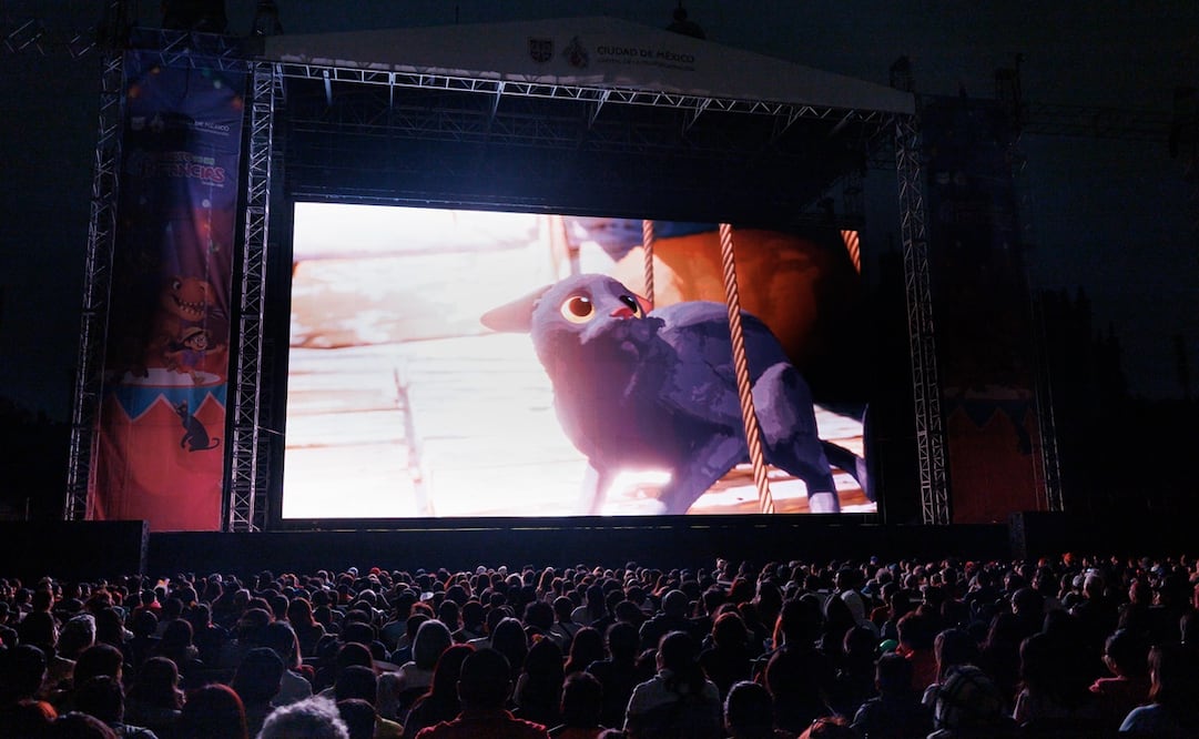 La película ganadora del Oscar a mejor animación fue proyectada a niños y familias en el Zócalo capitalino. Foto: 
Yaretzy M. Osnaya EL UNIVERSAL