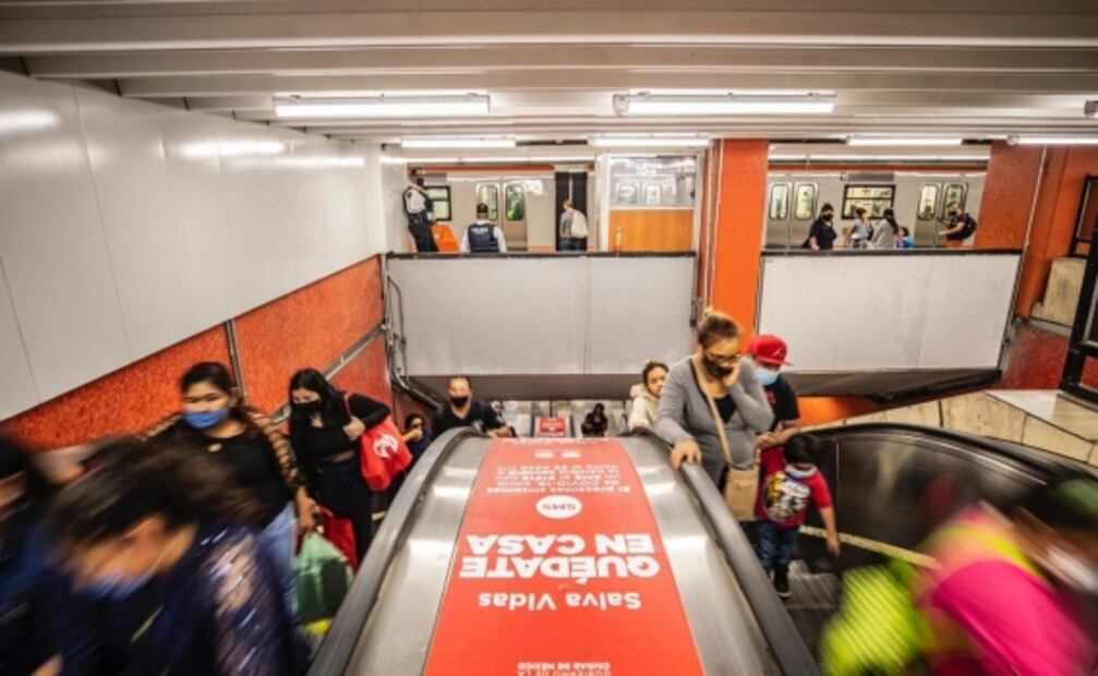 Capitalinos ignoran sana distancia en la "nueva normalidad"