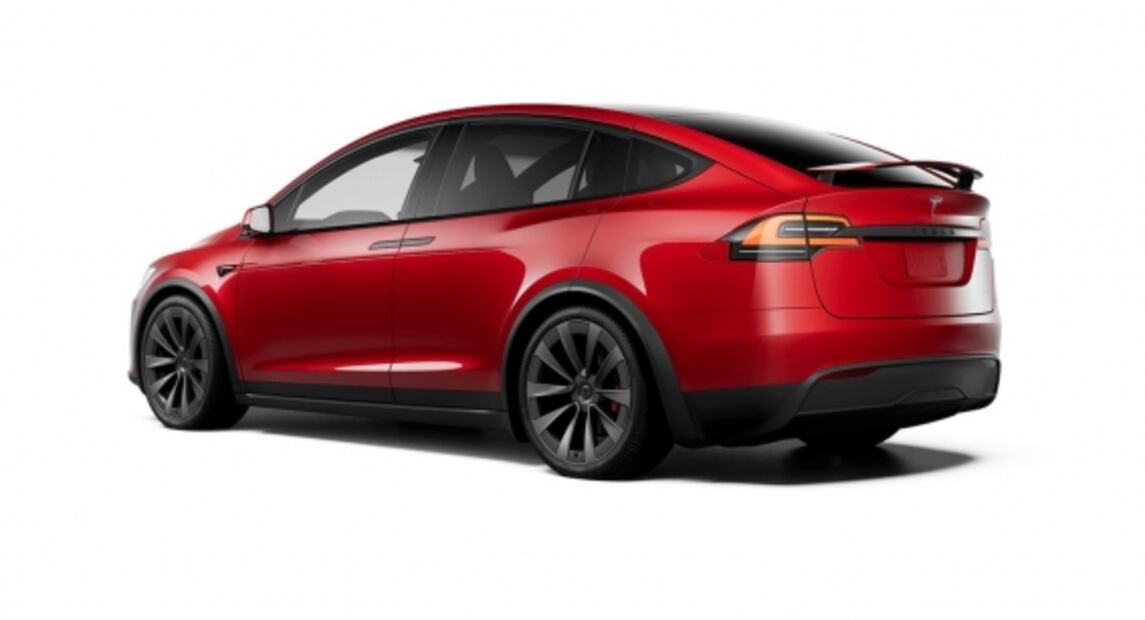 Tesla renueva al Model S y X con un volante diferente al resto