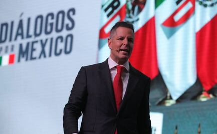 Murat llama a priistas a "salirse de la caja" y construir acuerdos con mayorías