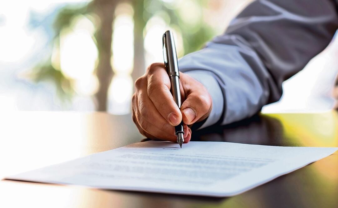 El INE es el encargado de emitir la credencial para votar, la cual se utiliza como identificación oficial - Foto: Archivo/EL UNIVERSAL