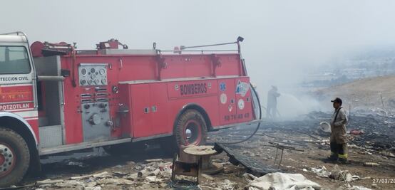 Incendio en relleno sanitario de Tepotzotlán está por cumplir 24 horas activo