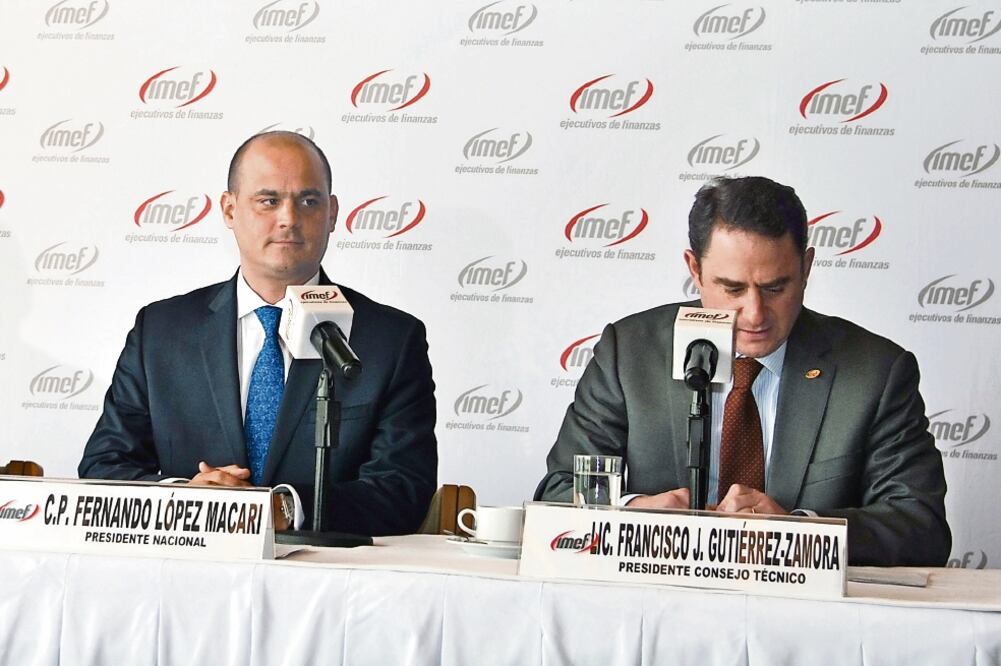 Fernando López Macari, presidente del IMEF, dijo que las generaciones anteriores a los millenials se incorporan cada vez más a la tecnología (ARCHIVO EL UNIVERSAL)