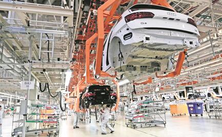Sector automotriz aún no recibe información sobre la empresa estatal Litio para México, dicen representantes
