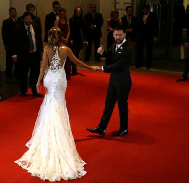  Conoce a la modista que diseñó el vestido de novia de Antonella para su boda con Messi