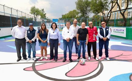 Rumbo al Mundial, alcalde de Coyoacán inaugura 5 canchas de futbol rápido; celebra logro