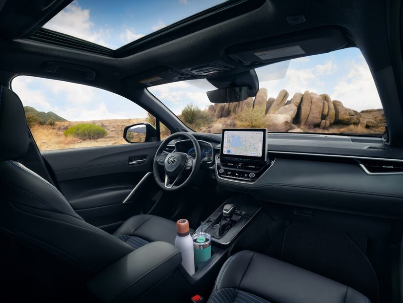 Interiores Corolla Cross 2026. Foto: Toyota