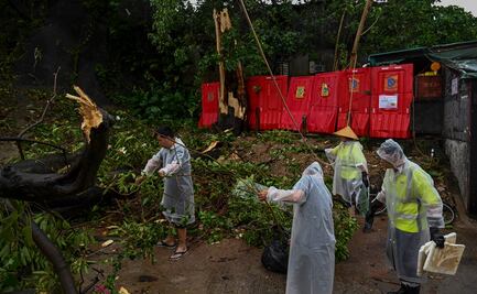 El tifón Saola toca tierra en el sur de China; casi 900 mil personas fueron evacuadas