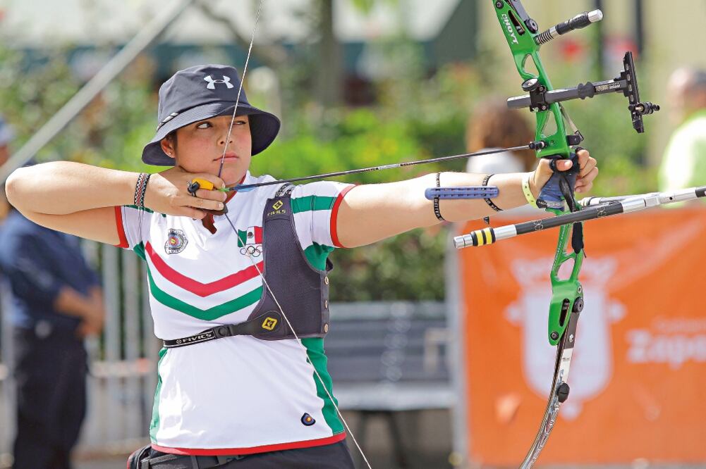 La arquera Karla Hinojosa ha tenido una trayectoria destacada y le llegó la hora de demostrar que es digna representante (ISMAEL RAMÍREZ. IMAGO7)