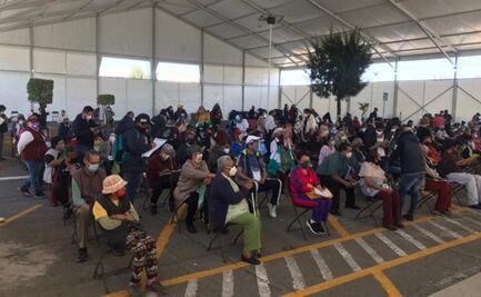 Tras protesta, abren módulo de vacunación contra Covid-19 en Ecatepec