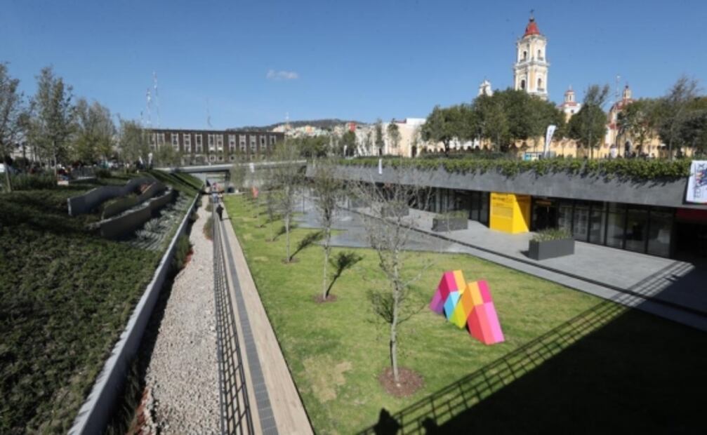 Del Mazo inaugura parque con planetario en Toluca 