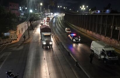 Muere motociclista accidentado sobre Río Consulado; carriles centrales permanecen cerrados 
