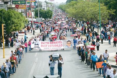 Descuenta la SEP un día a docentes por faltar a clases