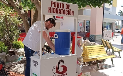 Instalan módulos de hidratación para prevenir golpes de calor en Guasave, Sinaloa