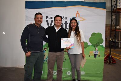 Apoya Fundación Vinte con donación a centro contra adicciones