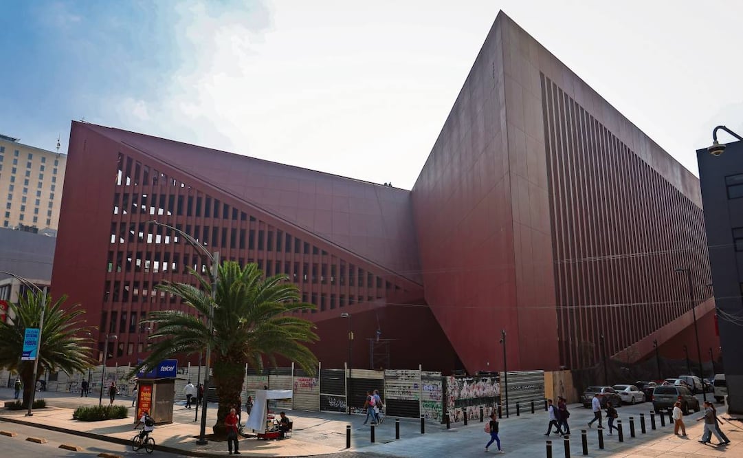 El historiador apuntó que el edificio, año y medio después de su fecha de entrega, sigue en obra, y que el AGA está en un sótano con filtraciones. Foto: Archivo EL UNIVERSAL
Foto: Luis Camacho | El Universal