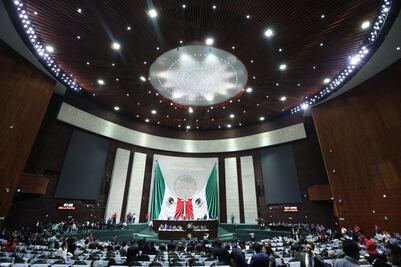 Diputados avalan temas para periodo extraordinario 