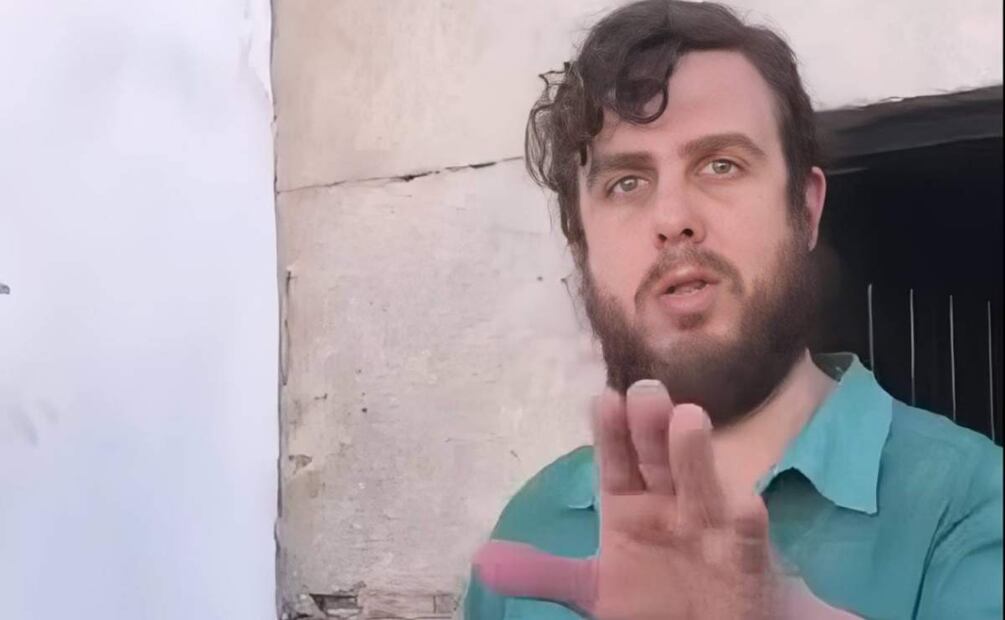 El sujeto fue identificado como extranjero de origen catalán, con iniciales J. S. M., quien agredió y amenazó de muerte a una mujer en Yucatán (26/02/2025). Foto: Especial