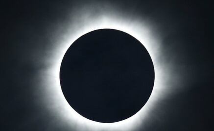 Los eclipses solares causan perturbaciones atmosféricas
