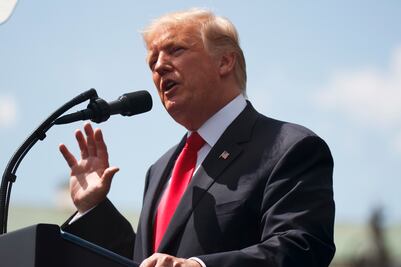 Trump se empeña para que Los Ángeles albergue JO de 2024